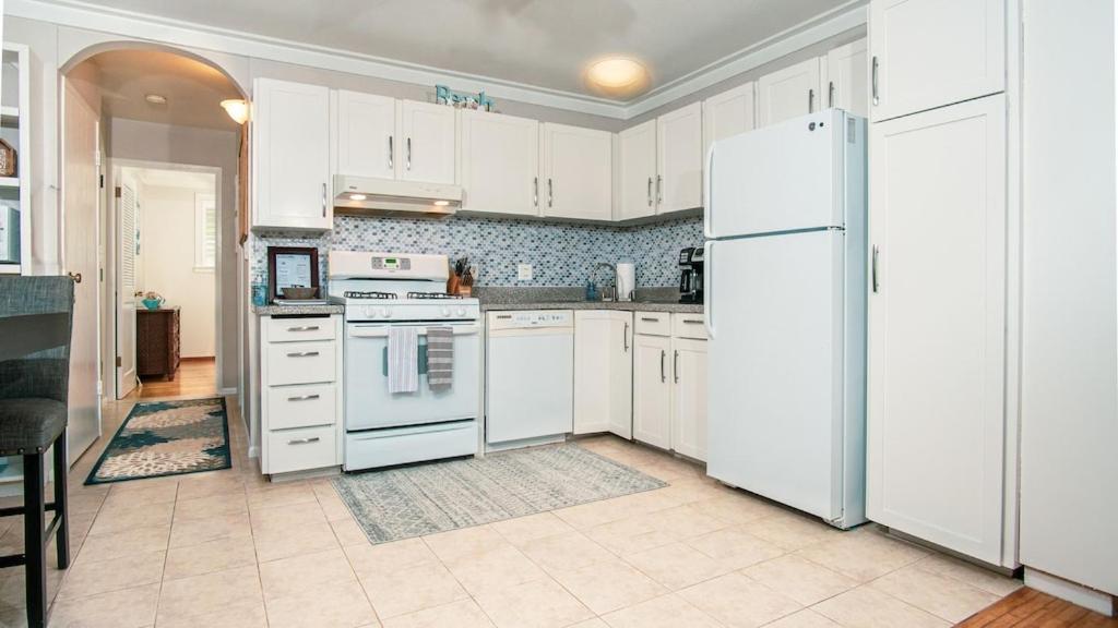 UalapueMolokai Island Retreat With Beautiful Ocean Views And Pool - Newly Remodeled!公寓 外观 照片