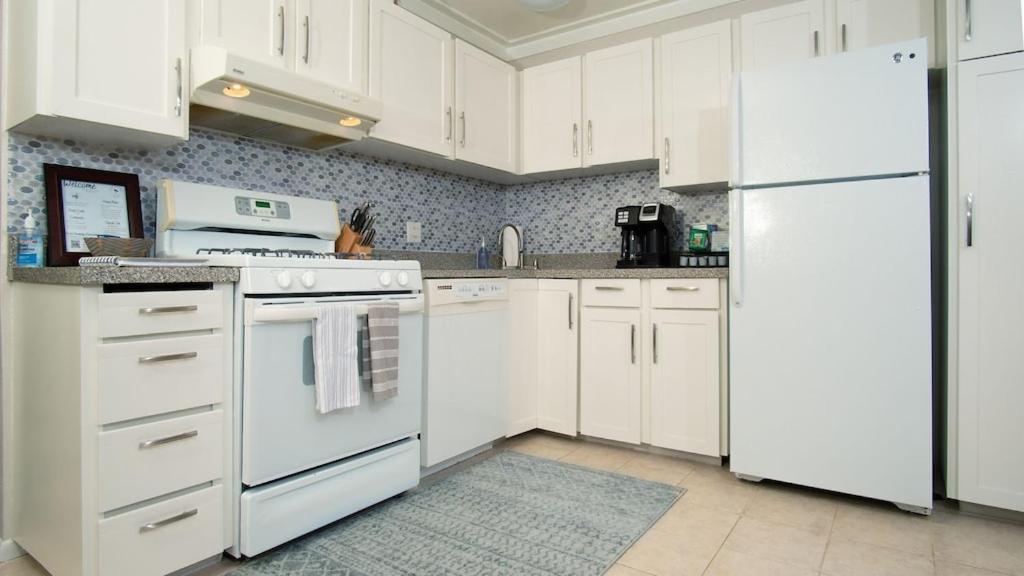 UalapueMolokai Island Retreat With Beautiful Ocean Views And Pool - Newly Remodeled!公寓 外观 照片